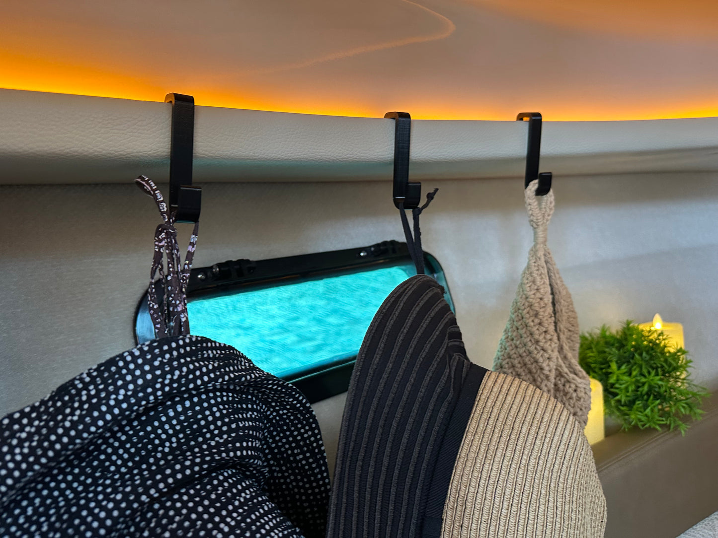 Hanger Hooks - 6 pack