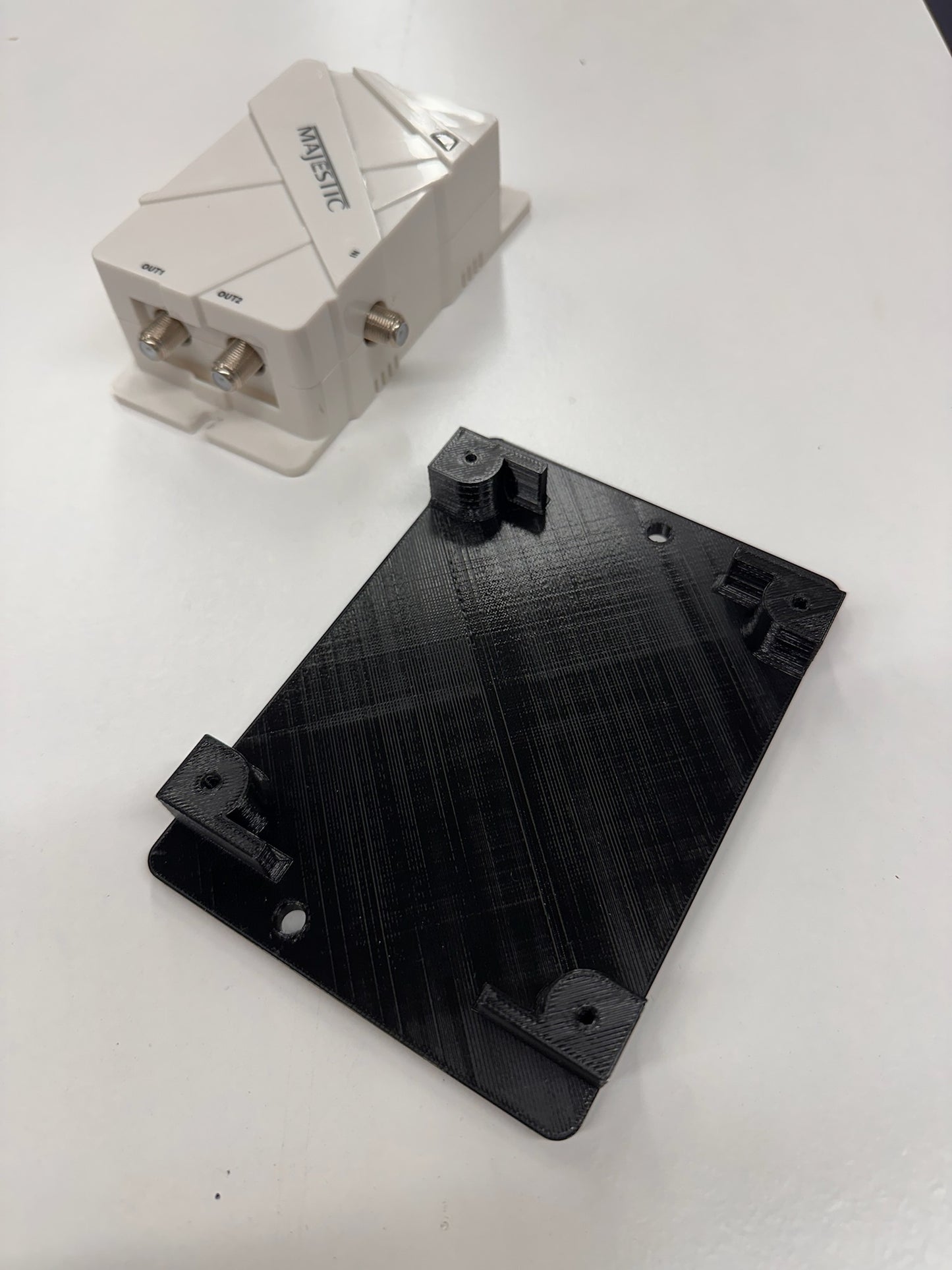 Mount System for Starlink Mini